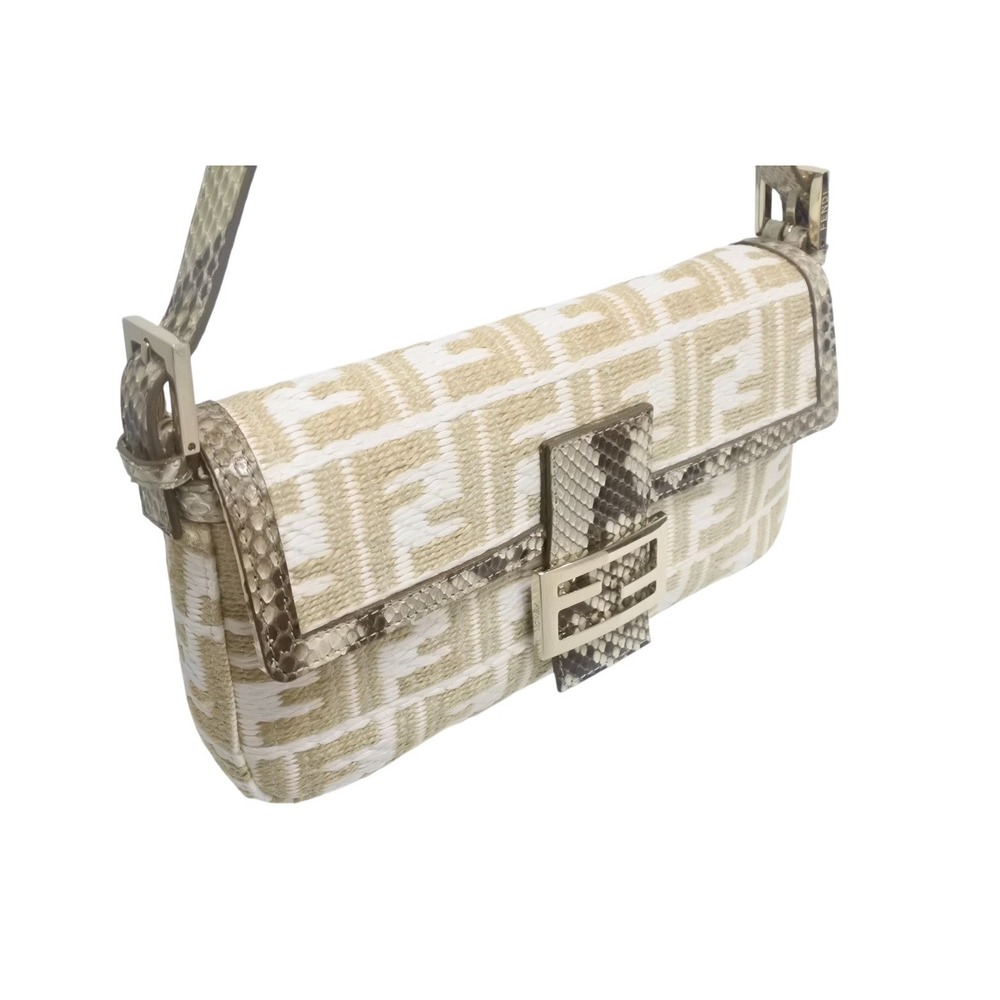Fendi Python Zucca Shoulder Bag White Raffia Bagu… - image 4